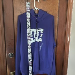 D.C front zip hoodie with matching belt.
